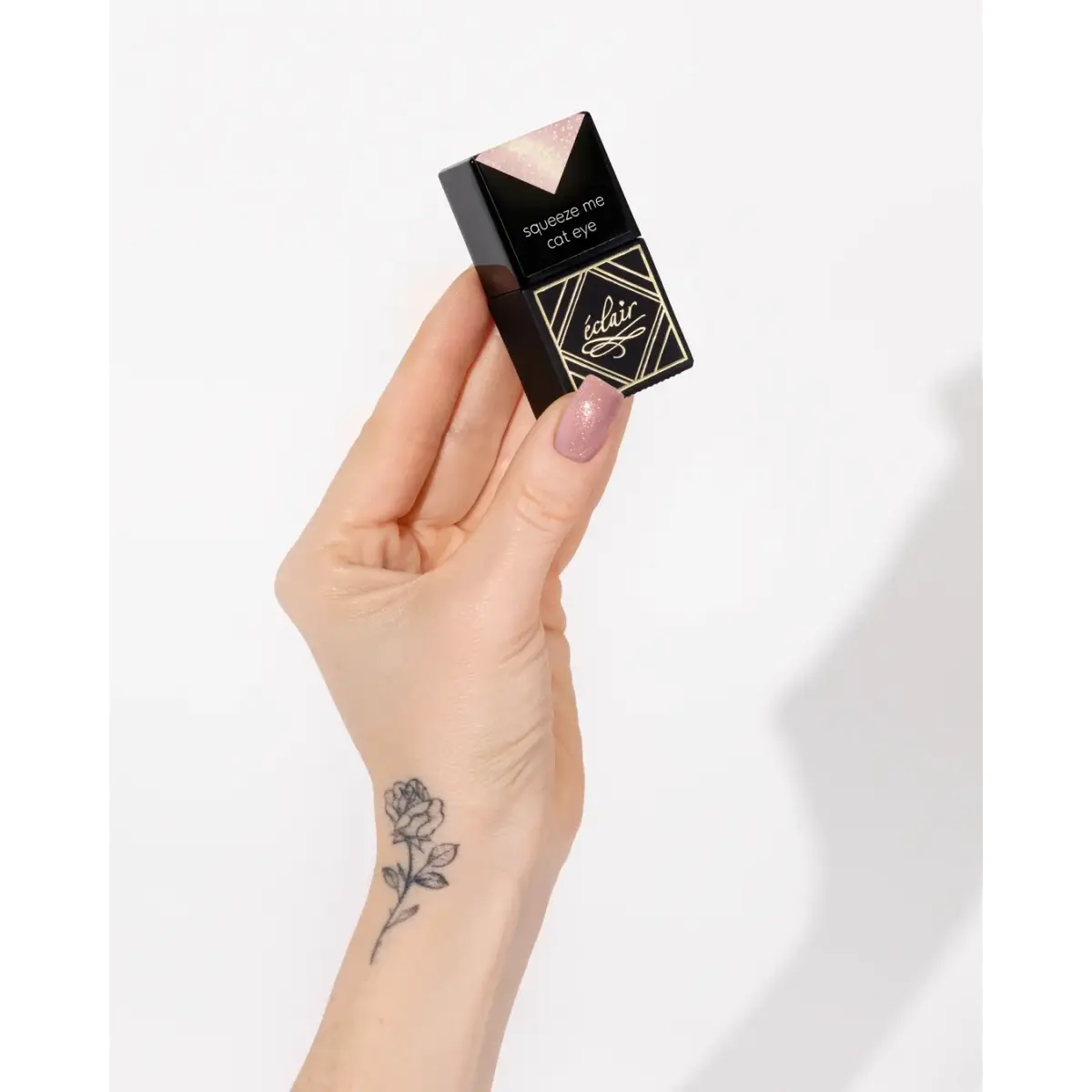 SQUEEZE ME CAT EYE - lakier hybrydowy 7ml