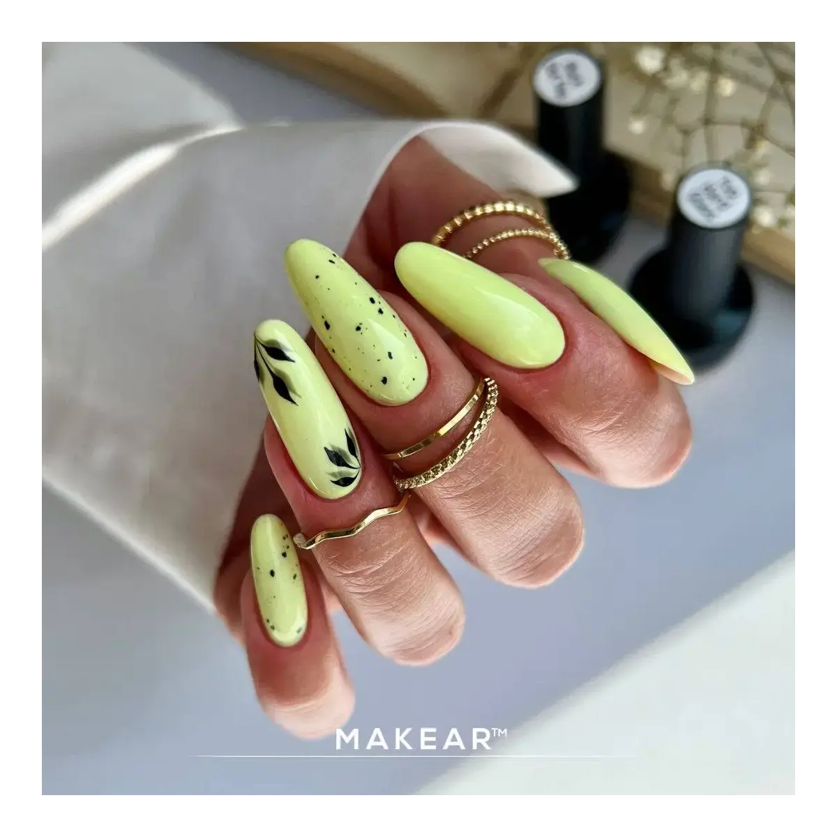 DG02 Hello Yellow - Lakier hybrydowy Makear